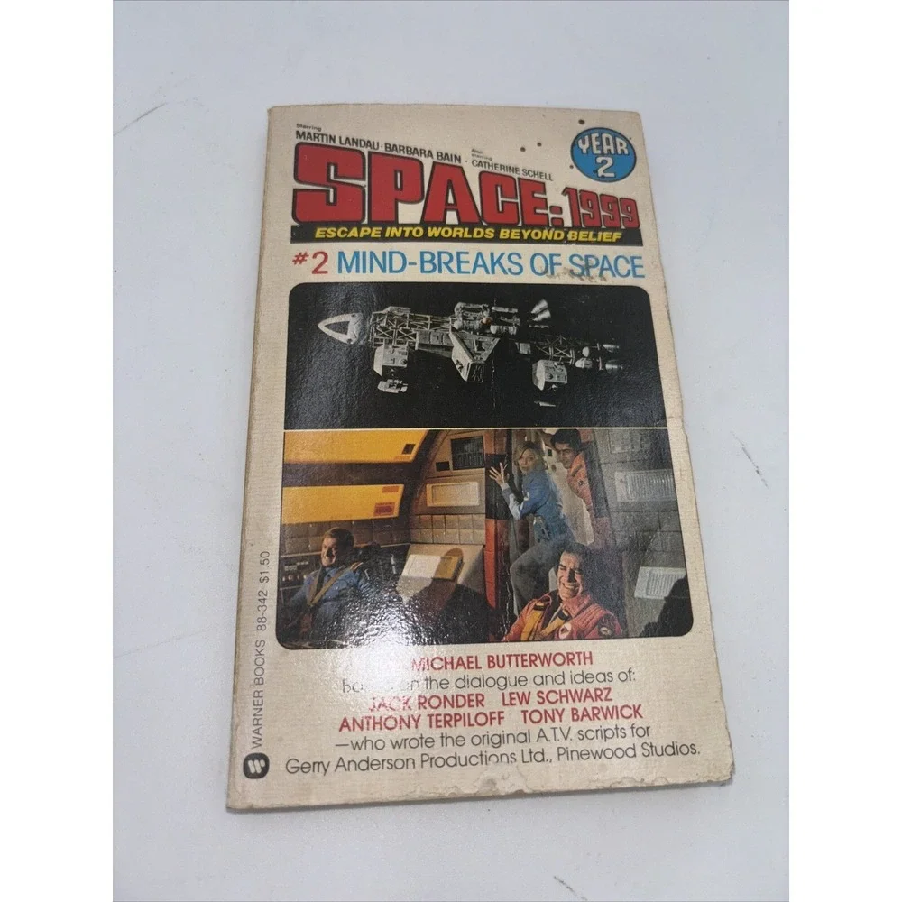 Space: 1999 Year 2, #2. Edge of the Infinite  by Michael Butterworth (1977, pb)